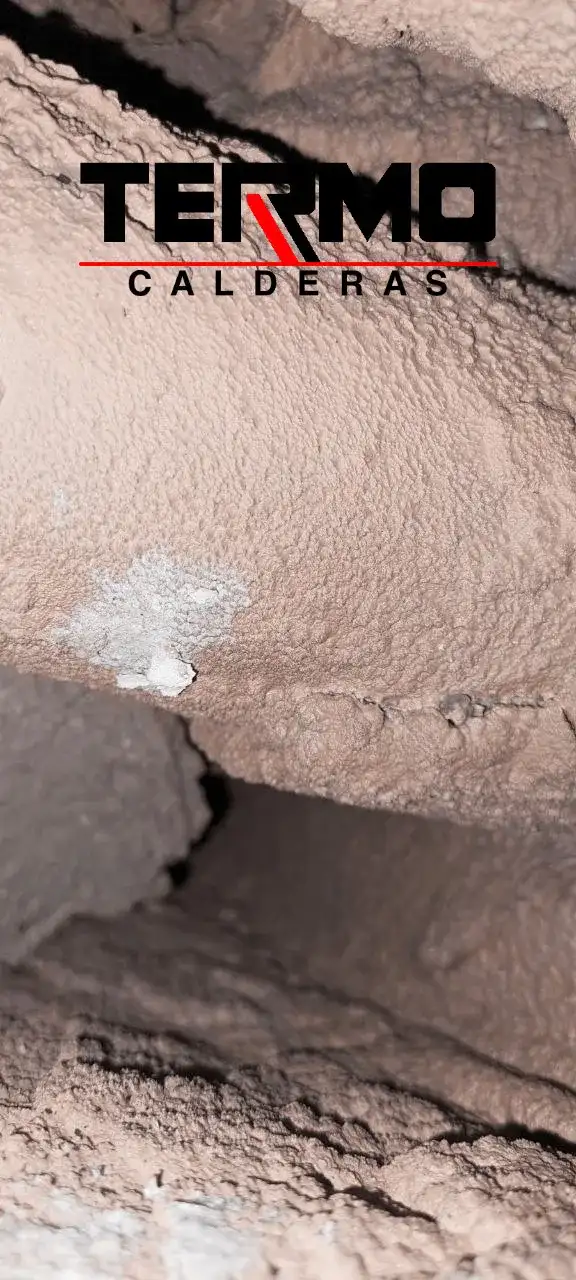 ¿El enemigo interno? Cómo la calidad del agua impacta el combustible y la vida de su caldera