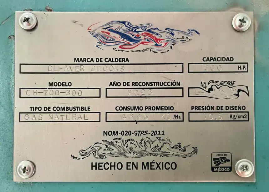 ¿Porque no conservar su placa original?